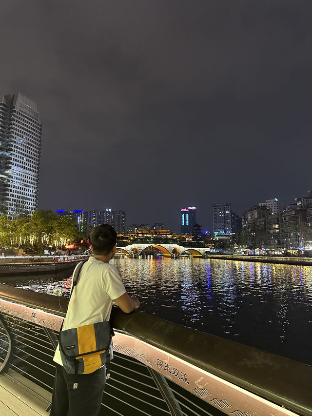 ANSHUN BRIDGE ไฮไลท์ที่ห้ามพลาดของเมืองเฉิงตู 