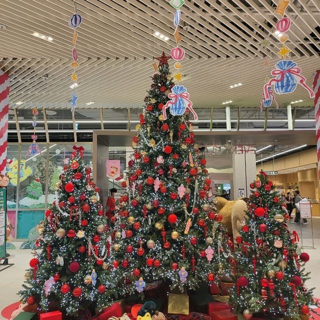 볼거리 먹거리 까지 가득한 여의도 쇼핑의 성지 , 더현대 서울 🛍