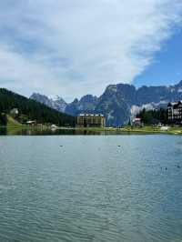 2 ทะเลสาบแห่งเทือกเขา Dolomites อิตาลี