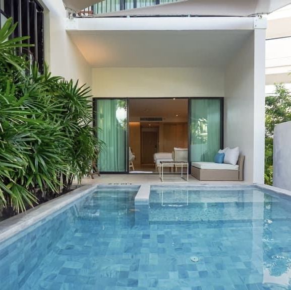 Le Meridien Phuket Mai Khao Beach Resort