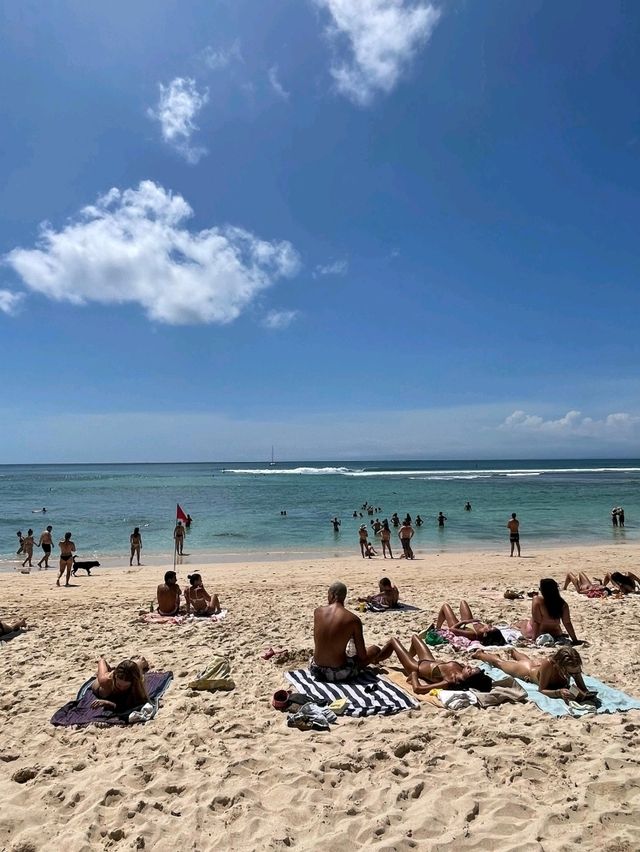 🇮🇩Uluwatu Beach in Bali, Indonesia ⛱️