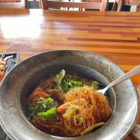 ร้านกุ้งเผา ริมแม่น้ำอยุธยา  
