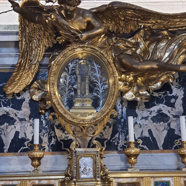 A Baroque Wonder: The Lavish Splendor of the Church of the Gesù