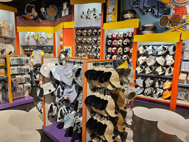 ร้านขายของฝาก Snoopy Studios (USJ2024)