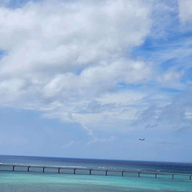 烈日當空看什麼飛機啦 | 瀨長島觀景台