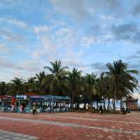 หาดหมีเคว ดานัง