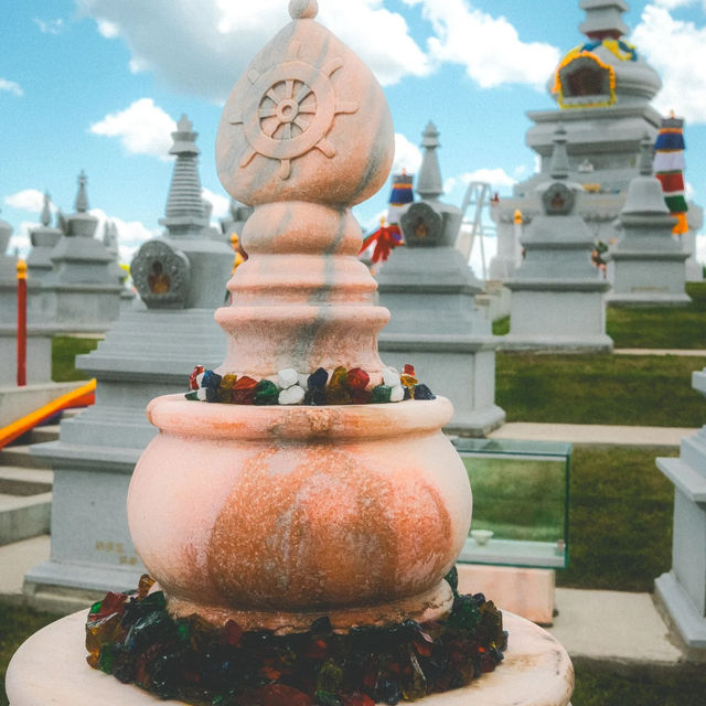 Wat Pariwat：靈性與藝術⛩️🌟