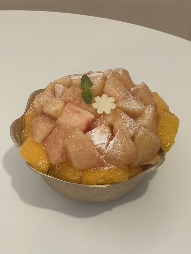 서촌 과일나라에 온듯한 기분 좋은 공간 ‘라프레플루트 서촌’🍊🍑