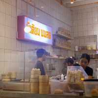 มีเดียมนมสด - ร้านนมเปิดใหม่ย่านเมืองเก่าอุบล
