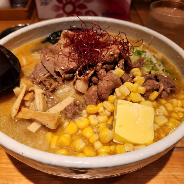 札幌美食|北海道拉麵道場限定奶油扇貝玉米味噌拉麵—麵處白樺山莊 札幌美食|北海道拉麵道場限定奶油扇貝玉米味噌拉麵—麵處白樺山莊