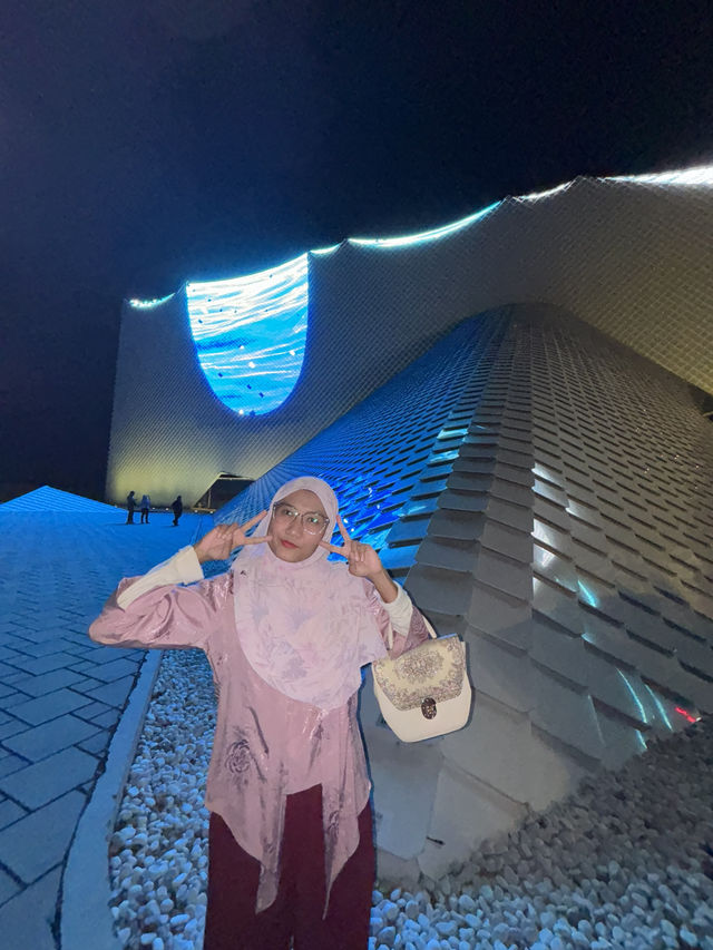 the most advanced theater in SEA! and it glows✨