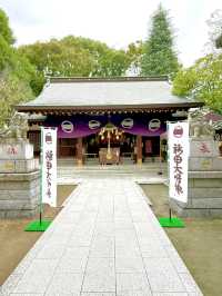 【東京都】秋めいた境内は、より秋色に染まる