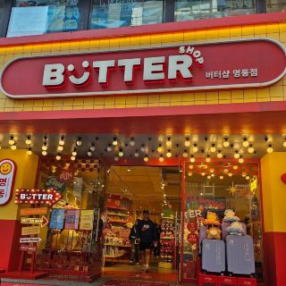 Hot Spots in Myeong-dong for Foreigners
