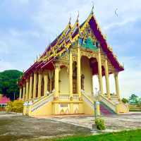 กุฏิไม้โบราณ วัดพานทอง