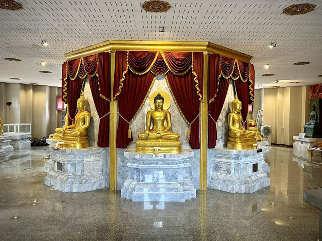 พระพุทธรูป…ประจำนครหาดใหญ่ 