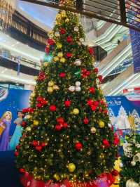 Step Into a Festive Wonderland at Paradigm Mall