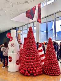 ［聖誕節🎄］World of Coca-Cola-紅色聖誕樹🥤