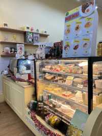 Hidden Pot Bakery & Café 