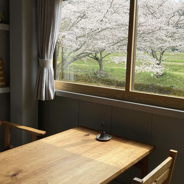【兵庫】窓から見える景色が綺麗なカフェ