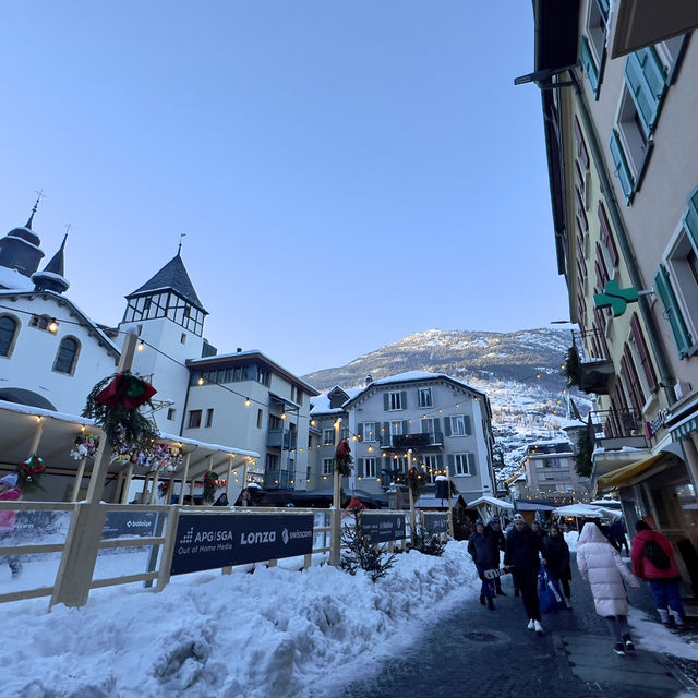 Picture perfect small town ~ BRIG 