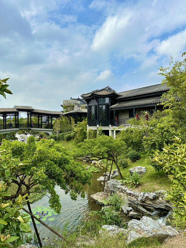 Discover Guangzhou’s Cultural Gem: The Cultural & Arts Centre