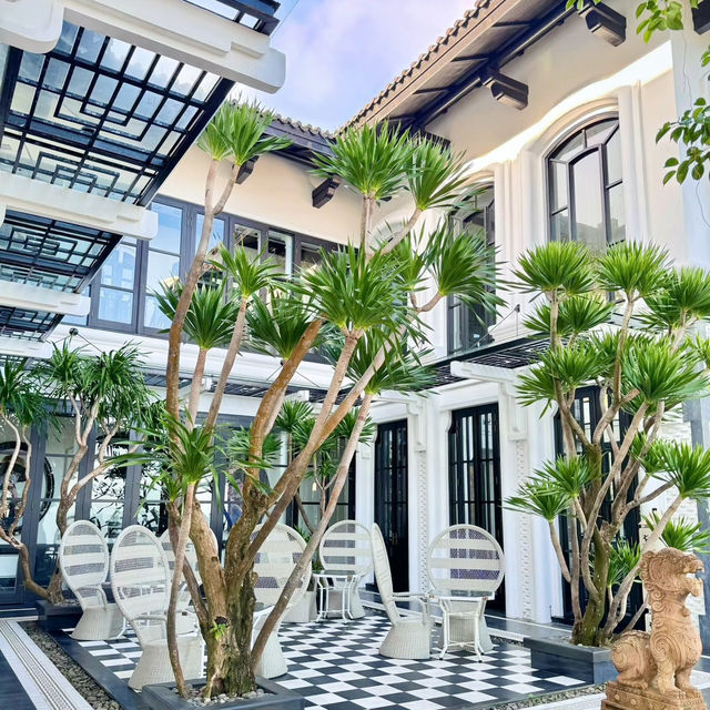 Seeking for A Dream Escape?: A Luxury Stay at InterContinental Danang Sun Peninsula Resort