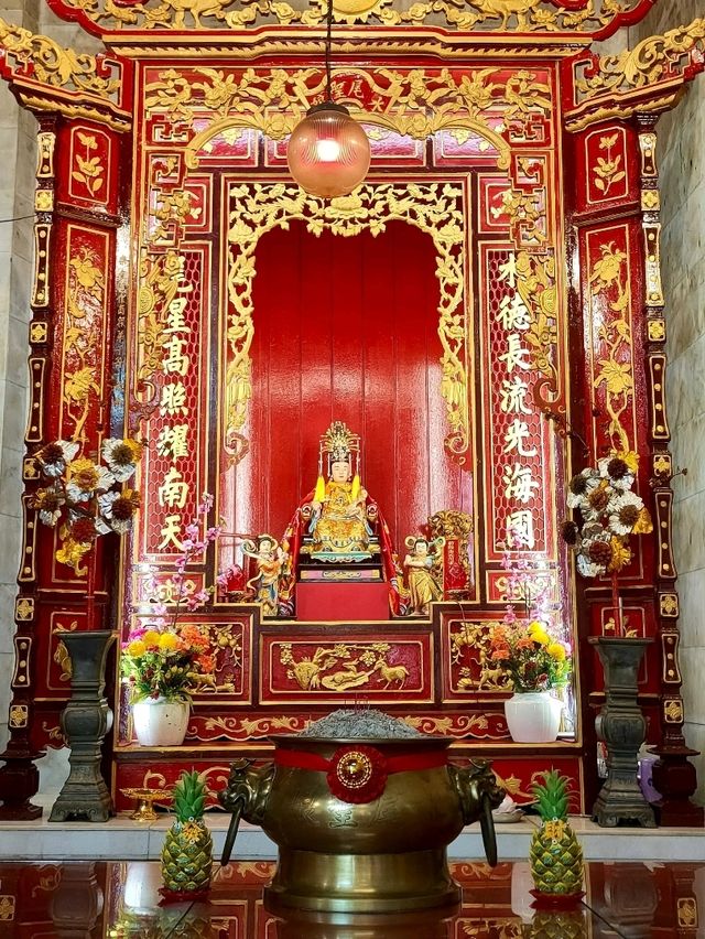 ไหว้เจ้า ขอพร วัดไห่หนานปีนัง