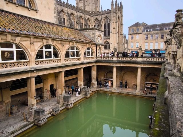 Timeless Treasures of England: Out of London