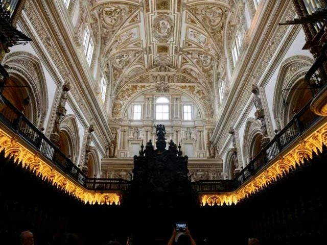 教派歷史在西班牙Mezquita Catedral留下痕跡