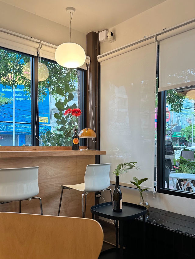Simplycafe BKK : คาเฟ่ง่ายง่าย ☕️🌿