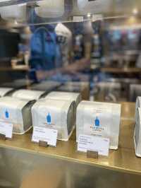 🇭🇰 Blue Bottle Coffee in WanChai, Hong Kong 