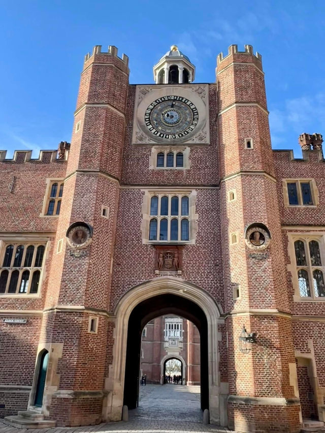 Hampton Court Palace