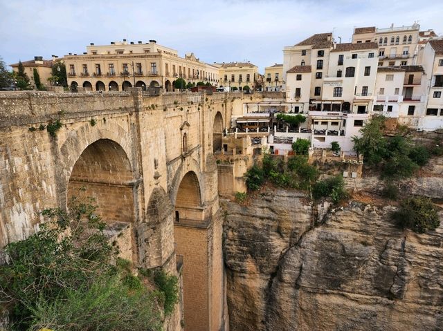 [🇪🇸ロンダ] ロンダの歴史とヌエボ橋の絶景を楽しむスポット