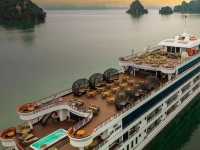 cruise holiday vietnam 