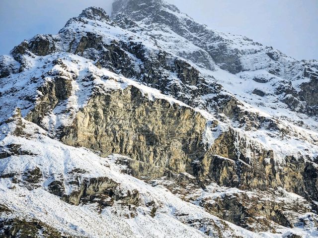 Frozen Adventure: Surviving Earnslaw Burn in beginning of Winter