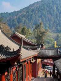 A scenic trek up to a hidden Temple