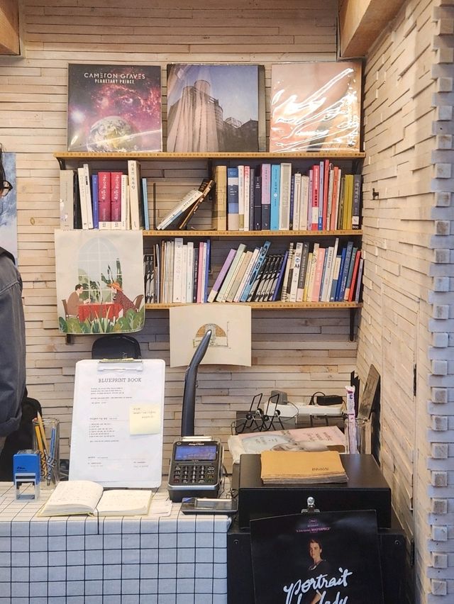💛공주여행, 제민천 독립서점 투어 필수코스!! "블루프린트북"💛