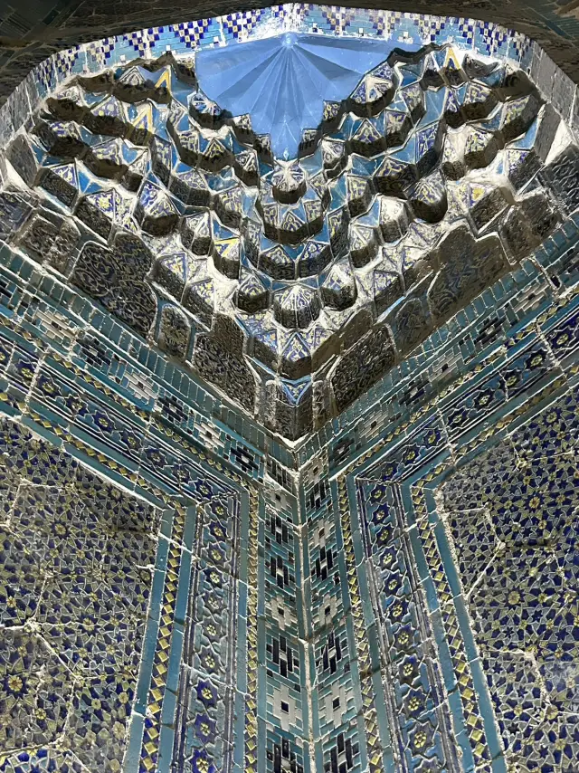 The beauty of Uzbekistan buildings 😍