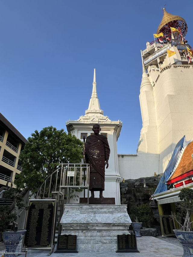 วัดอินทรวิหาร พระอารามหลวง 