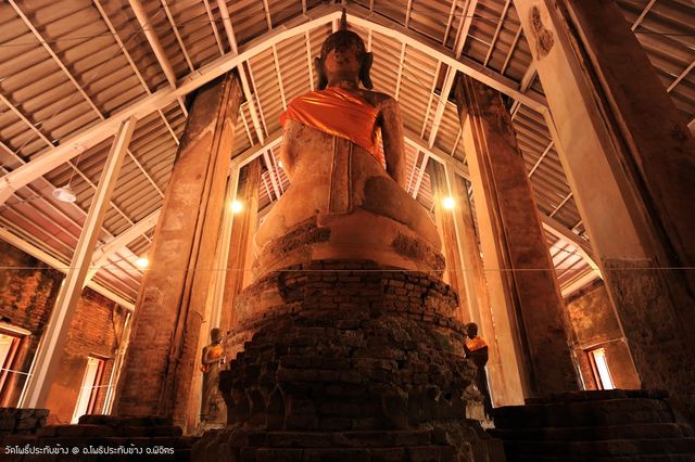 วัดโพธิ์ประทับช้าง พิจิตร