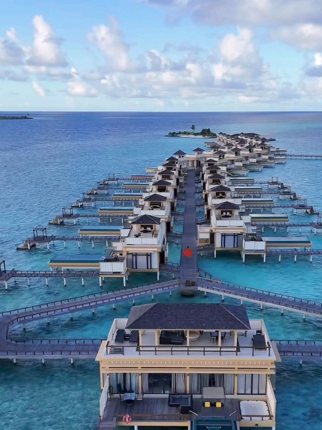 💖 Visiting Romantic Maldives – Love in Every Sunset & Sea Breeze 🌅🏝️