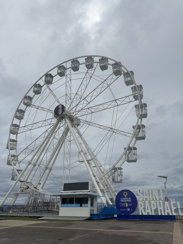 Fréjus เมืองชายฝั่งในฝรั่งเศส