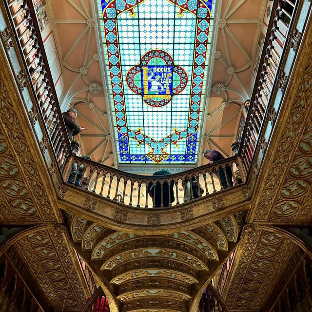 A Stairway to Stories: Enchanted Moments at Livraria Lello