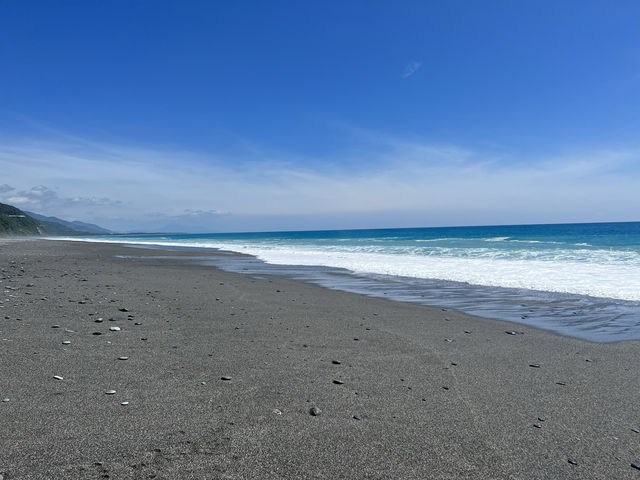 金崙沙灘｜台東南迴線上的靜謐秘境，日出、星空與海風的療癒之地