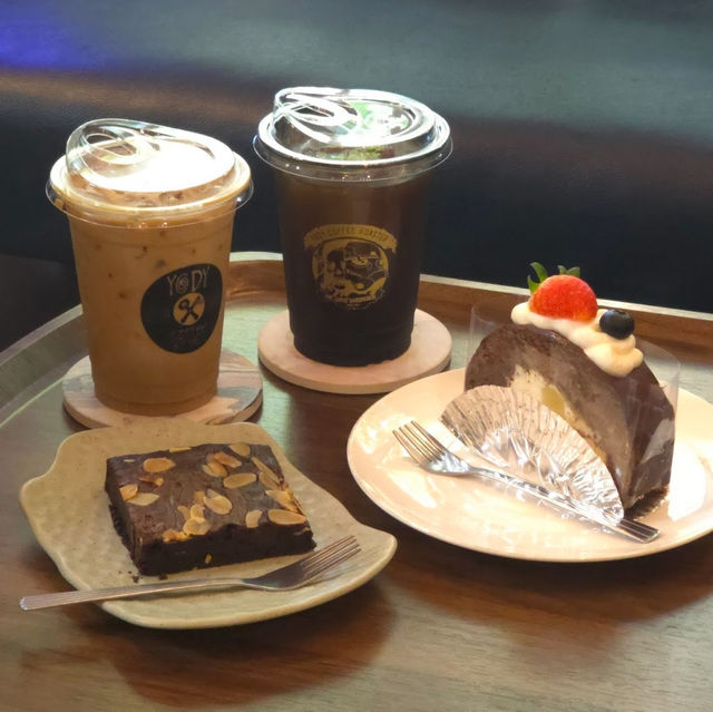 คาเฟ่สุดเท่โซนแม่ริม ที่เชียงใหม่ 📸