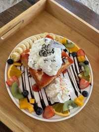  Kamari Cafe & Resort เกาะล้าน 