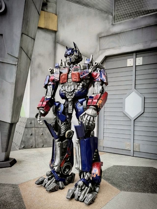 My Universal Studios Singapore Highlight: The TRANSFORMERS Battle! 🤩