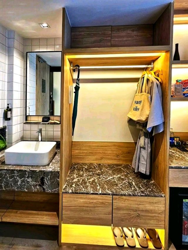 Craftsman Bangkok: A Stylish Urban Retreat in the Heart of Ari