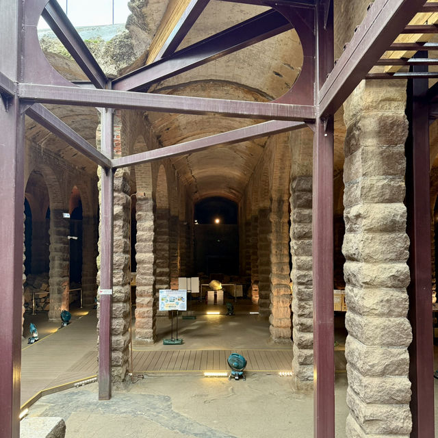 ​​前深水埗主教山配水庫：市區地下羅馬秘境 🏛️