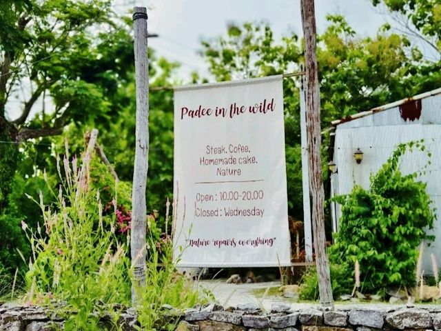 ร้านปาฎี ตกแต่งที่อบอุ่นและทันสมัยเข้ากับบรรยากาศ
